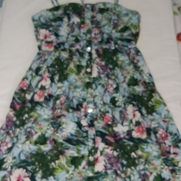 Floral Dress - Picture 2 of 2